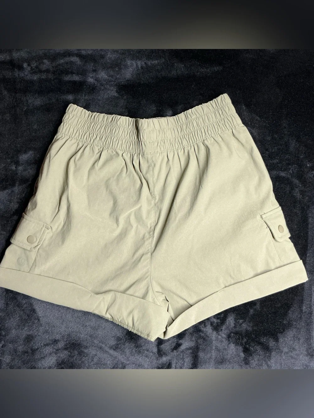 Mondetta Men's Cargo Shorts in Olive Green